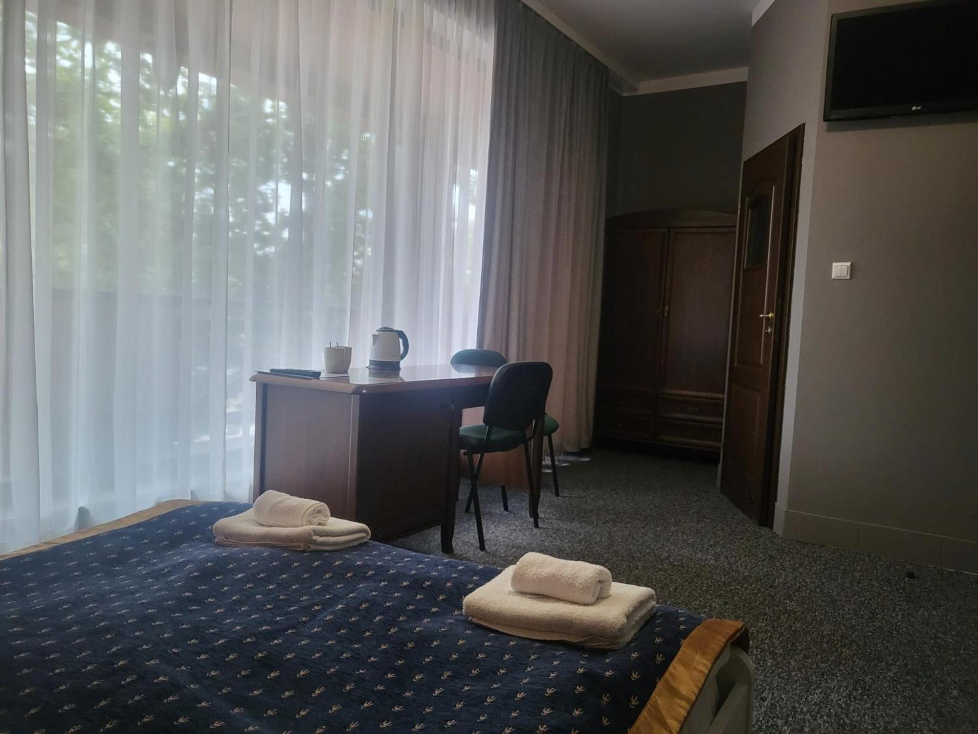 Hostel Bialoleka - Darmowy Parking, Szybkie Wifi! Varsovia Exterior foto